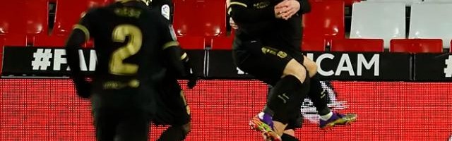 梅西格子双梅开二度，巴萨复活重归争冠行列