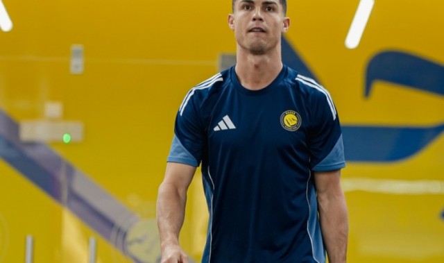 开云-还在沙特！利雅得胜利晒C罗训练照，但据悉能否出战下场比赛成疑